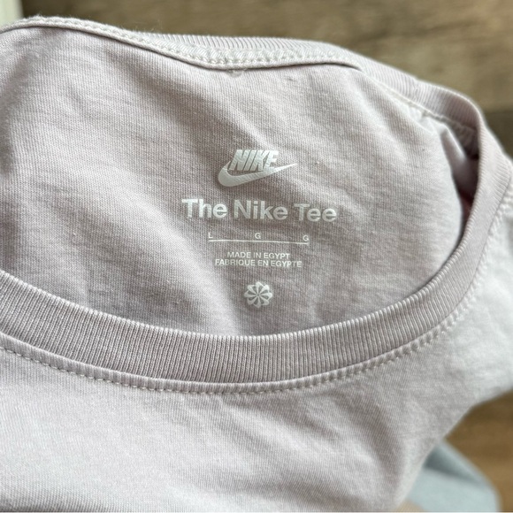 Nike Light Purple Tee - Picture 3 of 3